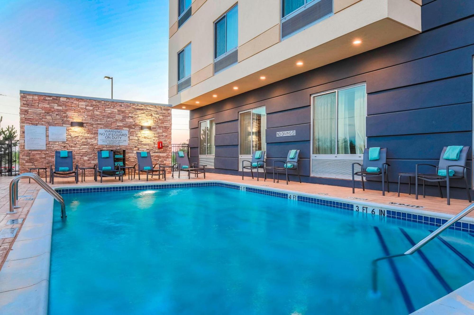 Fairfield Inn & Suites By Marriott Snyder Bagian luar foto